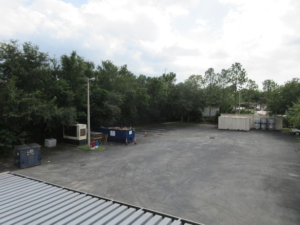 In the News Inc. Industrial Manuf. Flex Building: 8517 Sunstate St, Tampa, FL 33634